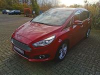 Gebraucht Ford S-MAX Titanium 150 PS (110 kW) 2016 Rot Van / Kleinbus