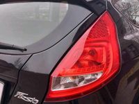 Gebraucht Ford Fiesta 82 PS (60 kW) 2011 Schwarz Kleinwagen