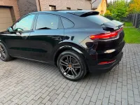 Gebraucht Porsche Cayenne 340 PS (250 kW) 2021 Schwarz SUV