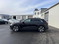 Gebraucht Audi e-tron Ambiente 230 kW (313 PS) 2022 Brillantschwarz SUV