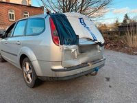 Gebraucht Ford Focus 100 PS (73 kW) 2007 Silber Kombi