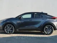 Neu Toyota C-HR 140 PS (102 kW) 2026 Silber SUV