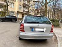 Gebraucht Mercedes C220 150 PS (110 kW) 2007 Silber Kombi