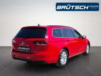 Gebraucht VW Passat Business 122 PS (89 kW) 2023 Tornadorot Kombi