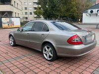 Gebraucht Mercedes E200 136 PS (100 kW) 2006 Grau Limousine