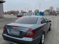 Usata Mercedes E280 190 CV (139 kW) 2007 Grigio Berlina