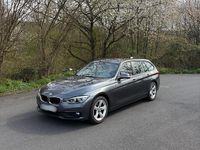 Gebraucht BMW 318 Shadowline 136 PS (100 kW) 2015 Grau Kombi