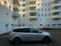 Usado Ford Focus Style 145 CV (106 kW) 2009 Gris Familiar