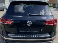 Gebraucht VW Touareg Executive 262 PS (192 kW) 2018 Deep black perleffekt SUV