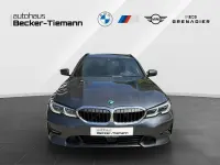 Gebraucht BMW 330e Sport Line 292 PS (214 kW) 2022 Grau Kombi