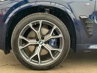 Gebraucht BMW X5 Comfort Edition 340 PS (250 kW) 2024 Bmw individual tansanitblau met SUV