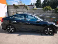 Gebraucht Honda Civic Executive 182 PS (133 kW) 2017 Violet Limousine