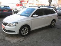 Gebraucht Skoda Fabia Ambition 90 PS (66 kW) 2016 Moonweiss metallic Kombi