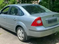 Gebraucht Ford Focus Ghia 116 PS (85 kW) 2005 Silber Limousine