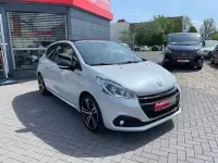 Gebraucht Peugeot 208 Allure 110 PS (80 kW) 2017 Weiß Kleinwagen