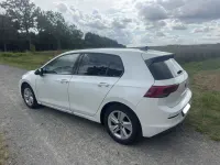 Gebraucht VW Golf VIII 90 PS (66 kW) 2022 Weiß Limousine