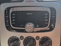 Gebraucht Ford Focus Viva 101 PS (74 kW) 2010 Schwarz Kleinwagen