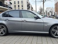 gebraucht BMW 318 i Edition Exclusive Facelift Scheckheftgepfle