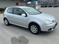 Gebraucht VW Golf V 75 PS (55 kW) 2005 Silber Limousine