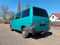 Second-hand VW Transporter 68 CP (50 kW) 1995 Verde Van