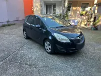 Używany Opel Meriva Active 140 KM (102 kW) 2013 Czarny Minivan
