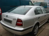Gebraucht Skoda Octavia 101 PS (74 kW) 2000 Silber Limousine
