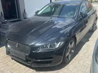 Gebraucht Jaguar XE Prestige 179 PS (131 kW) 2017 Schwarz Limousine