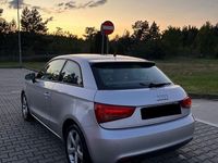 Gebraucht Audi A1 Attraction 122 PS (89 kW) 2011 Silber Kleinwagen