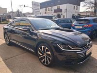 Gebraucht VW Arteon R-line 190 PS (139 kW) 2018 Deep black perleffekt Kleinwagen