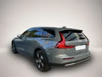 Gebraucht Volvo V60 CC Plus 197 PS (144 kW) 2023 Grau Kombi