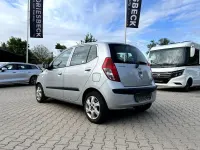 Gebraucht Hyundai i10 Classic 77 PS (56 kW) 2009 Silber (metallic) Kleinwagen