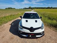 Gebraucht Renault Clio IV R.S. 241 PS (177 kW) 2016 Weiß Kleinwagen
