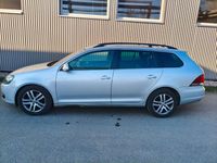 Gebraucht VW Golf VI 105 PS (77 kW) 2010 Silber Kleinwagen