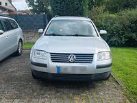 Gebraucht VW Passat 115 PS (84 kW) 2001 Silber Kombi