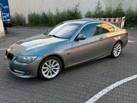 Gebraucht BMW 320 170 PS (125 kW) 2010 Grau Coupé