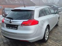 Gebraucht Opel Insignia Edition 131 PS (96 kW) 2009 Silber Kombi