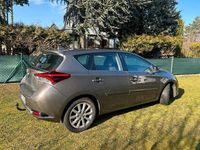 Gebraucht Toyota Auris Executive 116 PS (85 kW) 2016 Grau Limousine