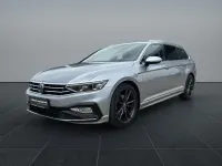 Usata VW Passat R-line 200 CV (147 kW) 2024 Argento Station wagon