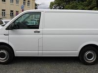 Gebraucht VW Transporter 84 PS (61 kW) 2015 Candyweiß Van