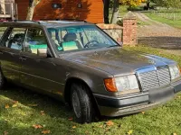 Gebraucht Mercedes 230 97 PS (71 kW) 1991 Braun Kombi