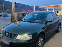 Gebraucht VW Passat 90 PS (66 kW) 2001 Grün Limousine