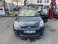 Gebraucht Ford Fiesta 75 PS (55 kW) 2006 Grau Kleinwagen