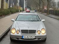 gebraucht Mercedes CLK200 