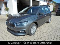 Neu Skoda Fabia Selection 80 PS (58 kW) 2026 Grau Limousine