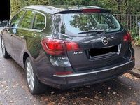 Gebraucht Opel Astra Edition 120 PS (88 kW) 2012 Schwarz Kombi