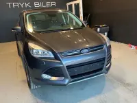 Gebraucht Ford Kuga Titanium 150 PS (110 kW) 2016 Grau SUV