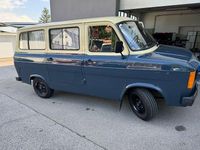 Second-hand Ford Transit 77 CP (56 kW) 1983 Albastru Monovolum