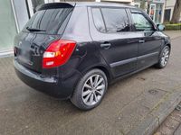 Gebraucht Skoda Fabia 69 PS (50 kW) 2014 Schwarz Limousine