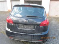 Gebraucht Kia Venga 128 PS (94 kW) 2012 Schwarz Kleinwagen