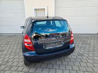 Gebraucht Mercedes A170 Classic 116 PS (85 kW) 2006 Blau Limousine